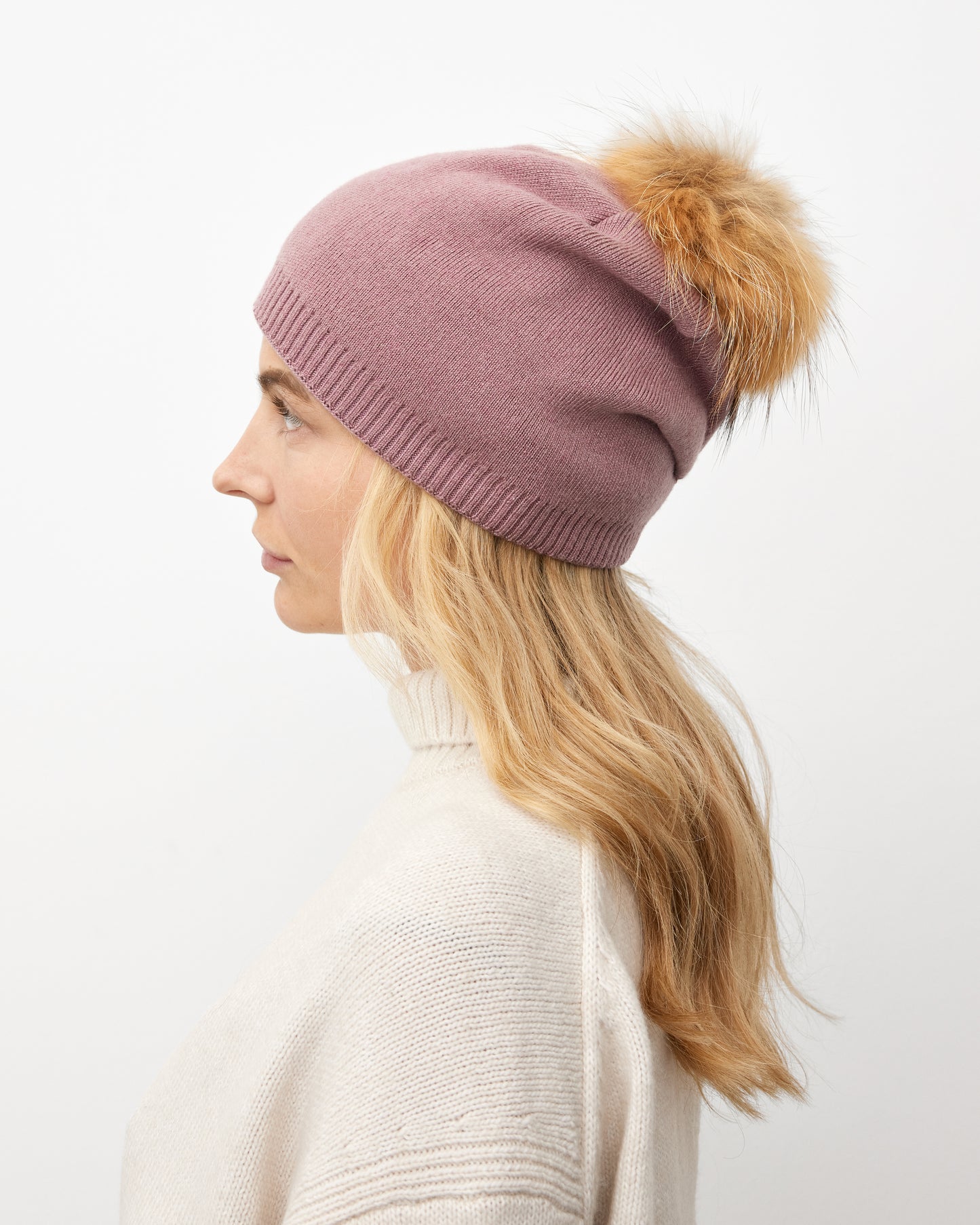 BEANIE PELSHUE // PURPLE