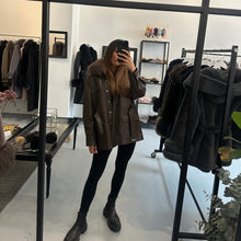 Load image into Gallery viewer, STELLA JACKET // BROWN LEATHER

