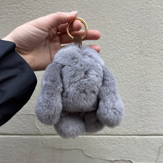 PELSNØGLERING BUNNY 15 CM // IRON GREY