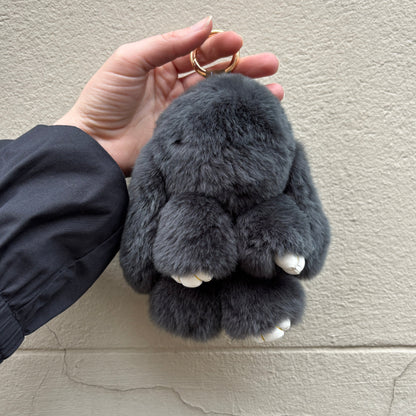 PELSNØGLERING BUNNY 18 CM // DARK GREY
