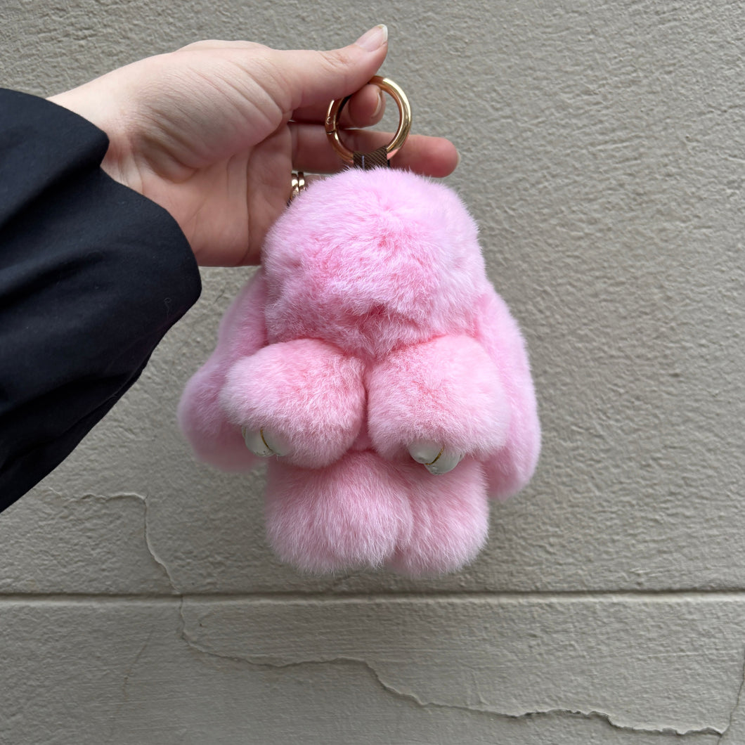 PELSNØGLERING BUNNY 15 CM // PINK