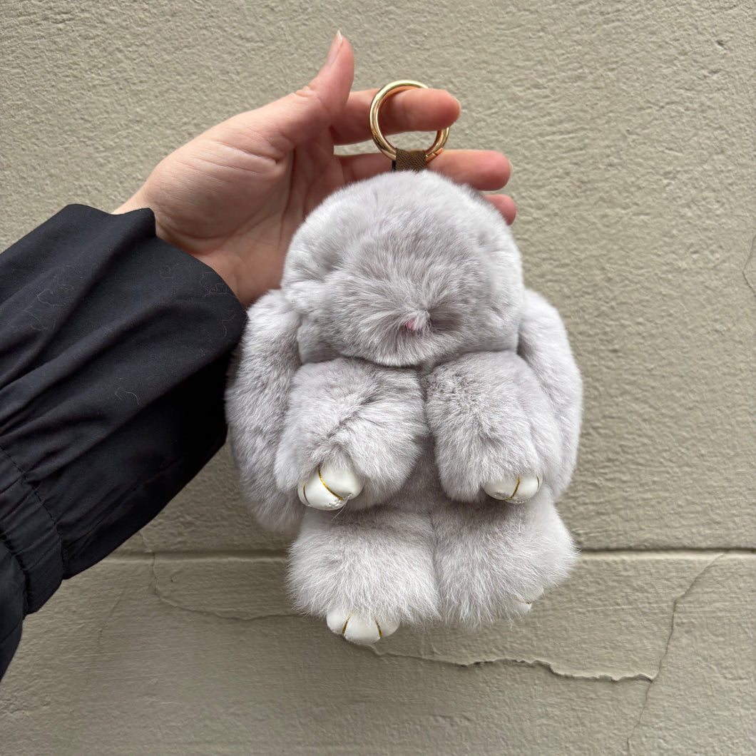 PELSNØGLERING BUNNY 18 CM // LIGHT GREY