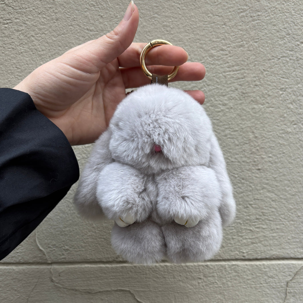 PELSNØGLERING BUNNY 15 CM // LIGHT GREY
