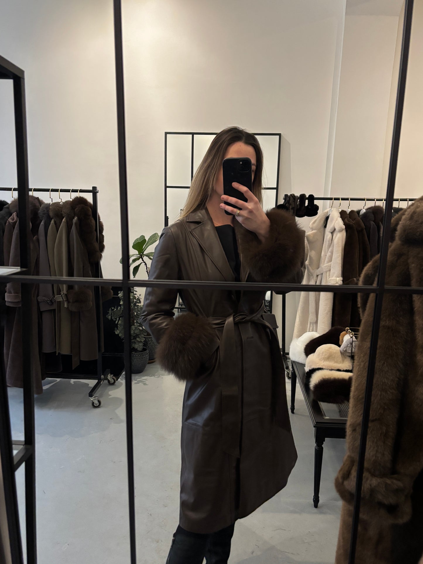 CAMPBELL LEATHER COAT // BROWN