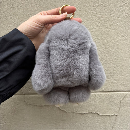 PELSNØGLERING BUNNY 18 CM // IRON GREY