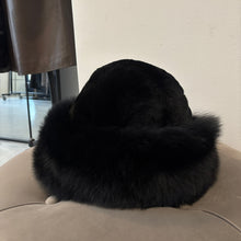 Load image into Gallery viewer, OLYMPIC FUR HAT // BLACK
