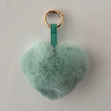 Load image into Gallery viewer, PELSNØGLERING HEART // TURQUOISE
