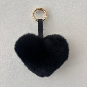 PELSNØGLERING HEART // BLACK