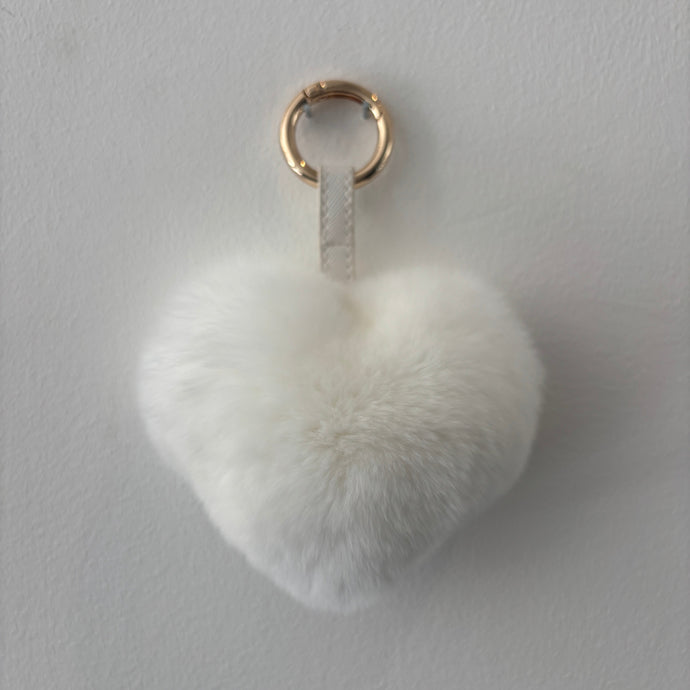 PELSNØGLERING HEART // WHITE