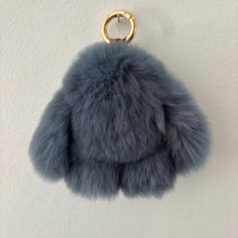 Load image into Gallery viewer, PELSNØGLERING BUNNY (S) // DARK BLUE
