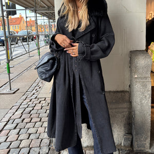 TRENCHCOAT DENIM // BLACK
