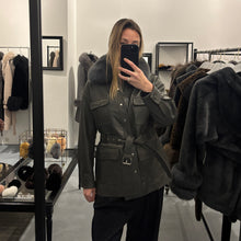 Load image into Gallery viewer, STELLA JACKET // GREY LEATHER
