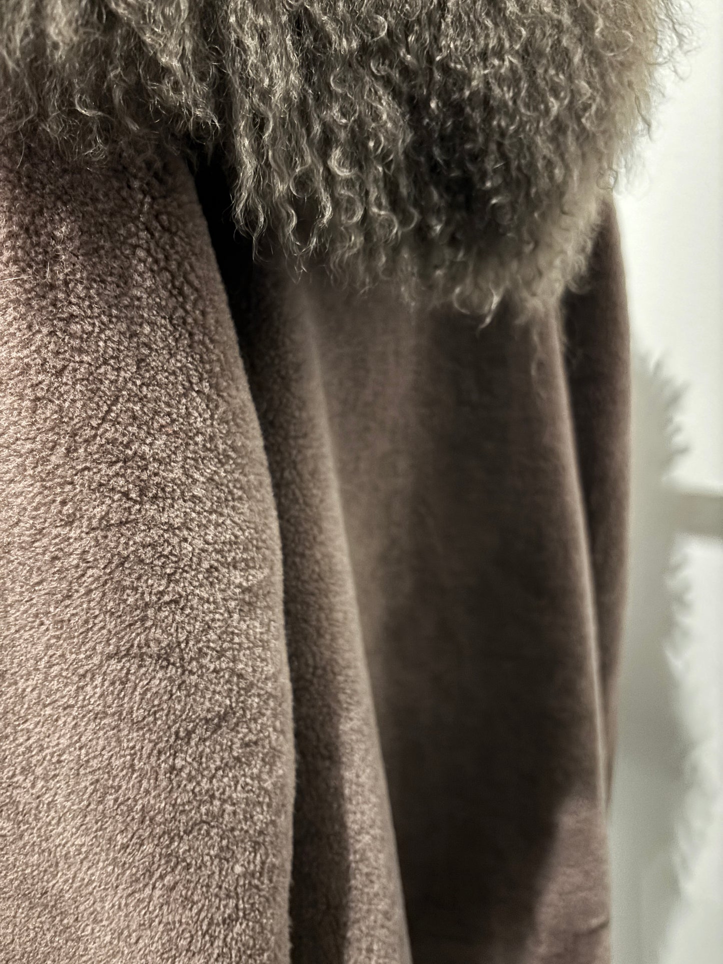 SHORT JACKET // DUSTY BROWN