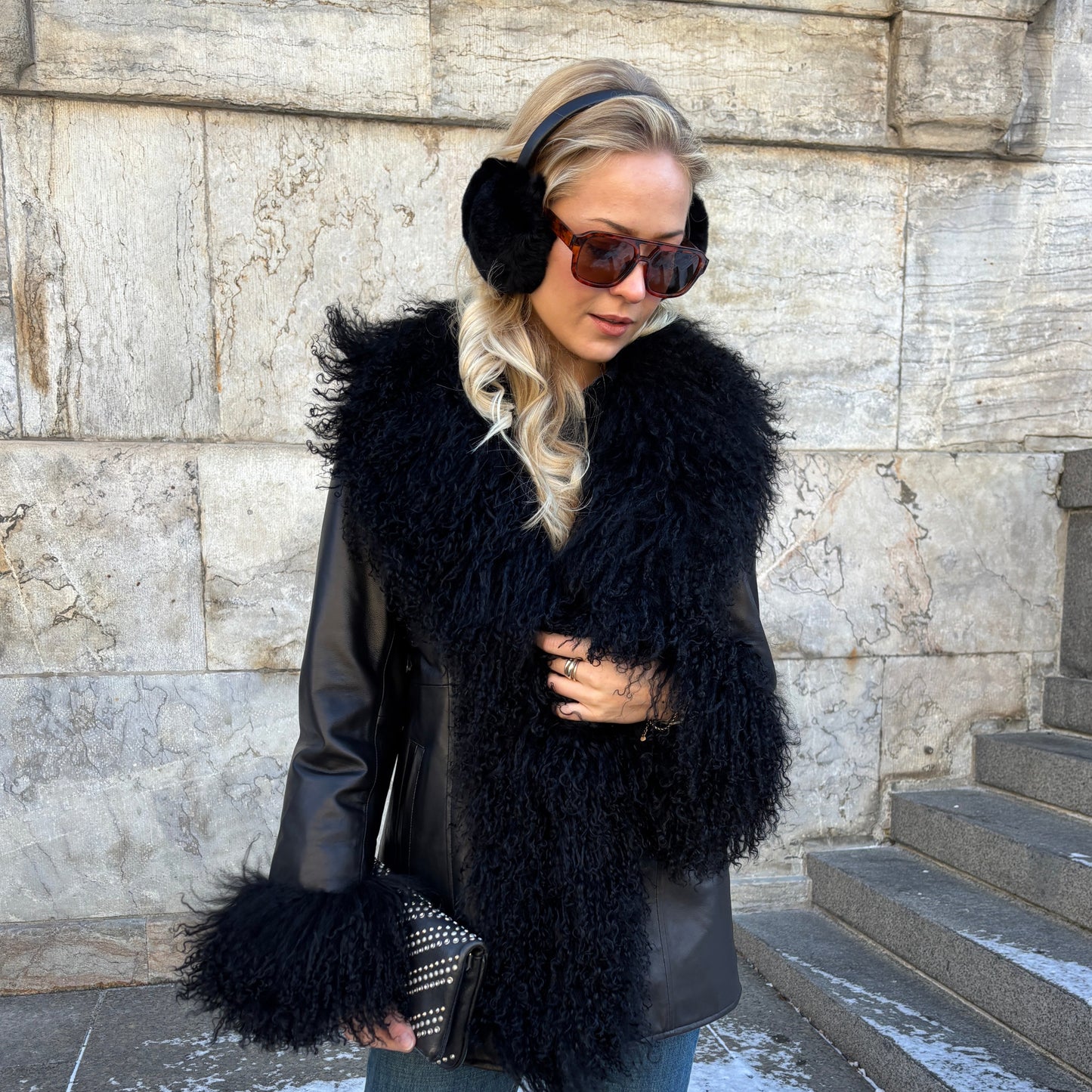 EARMUFFS // BLACK