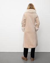 Load image into Gallery viewer, TEDDY LONG // LIGHT BEIGE
