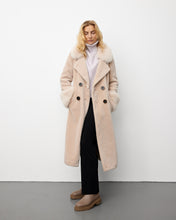 Load image into Gallery viewer, TEDDY LONG // LIGHT BEIGE
