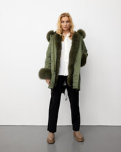 Load image into Gallery viewer, PARKA JAKKE // ARMY GRØN
