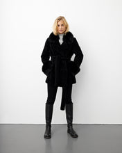 Load image into Gallery viewer, TEDDY SHORT // BLACK
