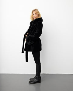 TEDDY SHORT // BLACK