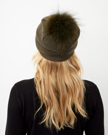 BEANIE PELSHUE // ARMYGRØN