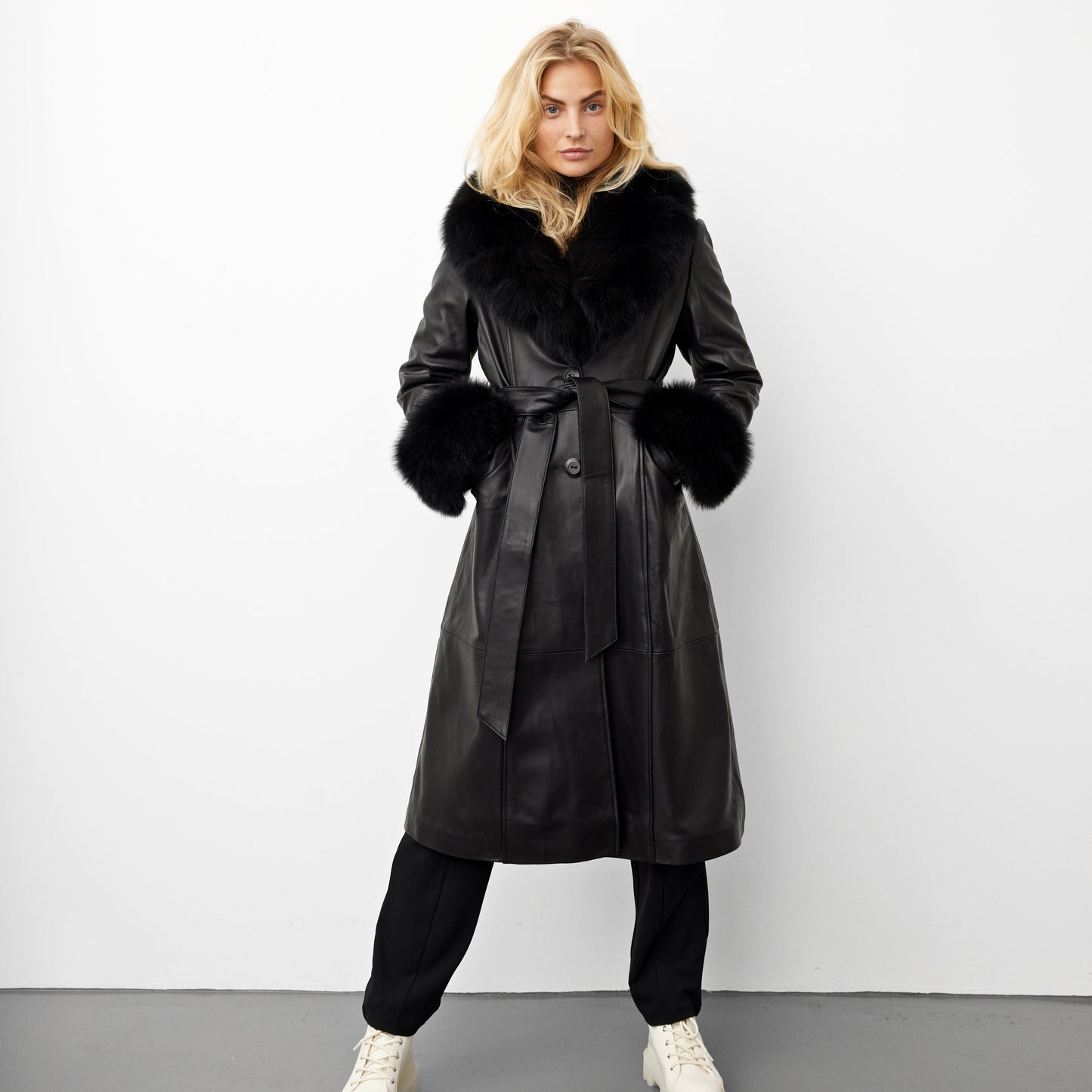 CAMPBELL LEATHER COAT // BLACK