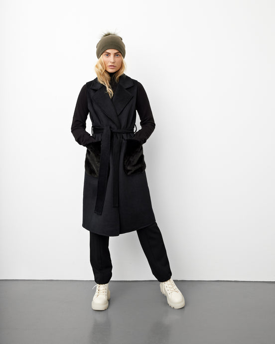 CASHMERE VEST // BLACK