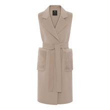 Load image into Gallery viewer, CASHMERE VEST // BEIGE
