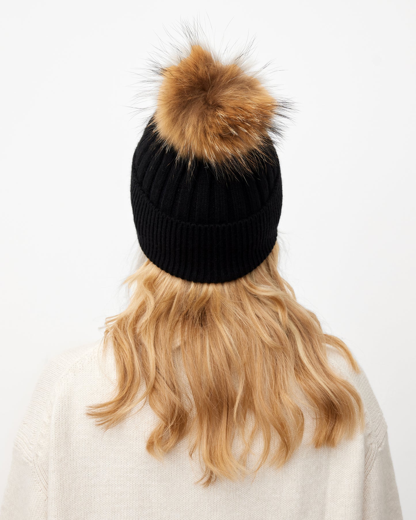 TOP PELSHUE // SORT